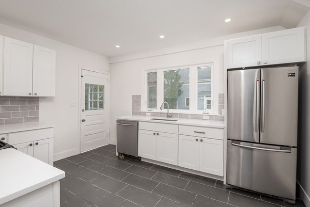 92 Clinton Place 1, Newton, MA 02459