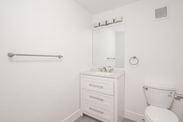 92 Clinton Place 1, Newton, MA 02459