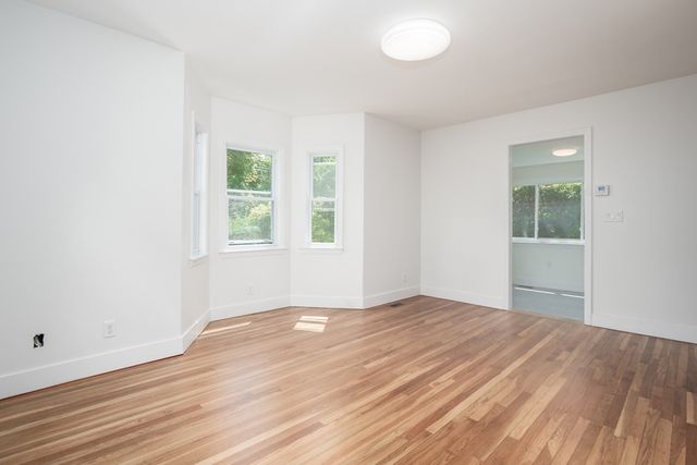 92 Clinton Place 1, Newton, MA 02459