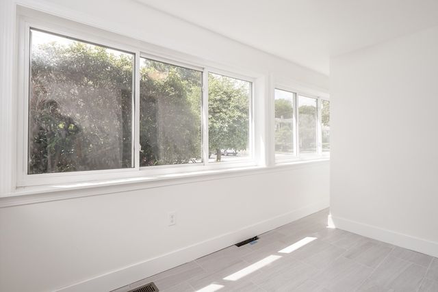 92 Clinton Place 1, Newton, MA 02459