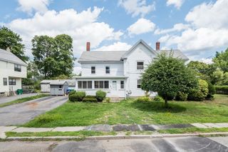 92 Clinton Place 1, Newton, MA 02459