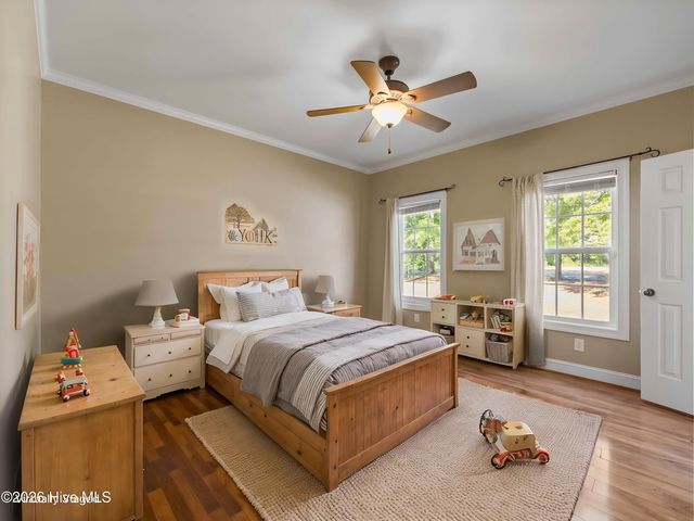 332 Batchelor Bay Road, Wallace, NC 28466