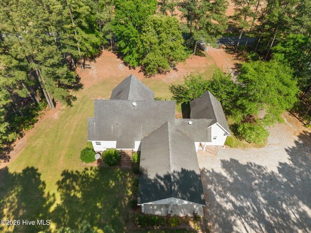332 Batchelor Bay Road, Wallace, NC 28466