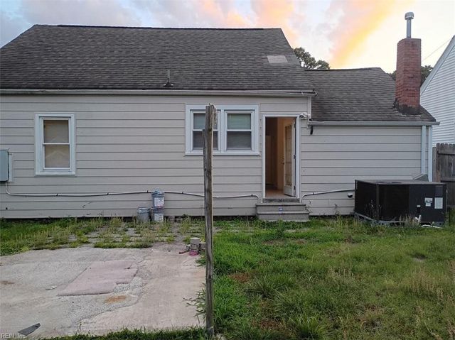 3714 Pamlico CIR, Norfolk, VA 23513