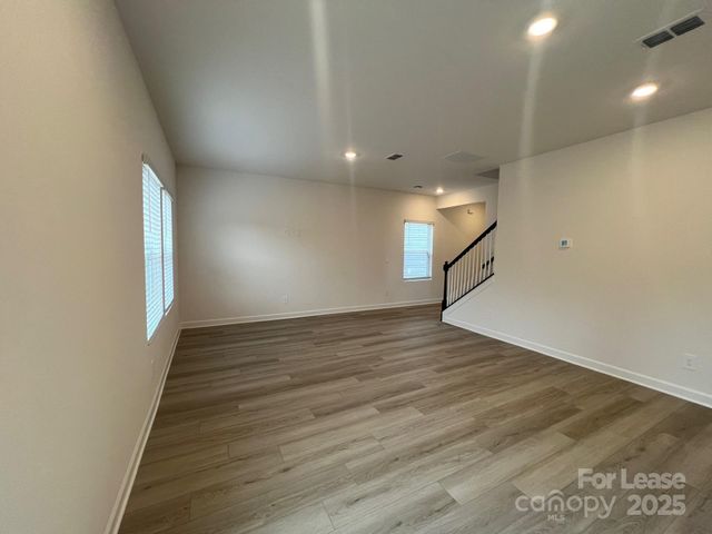 1241 30th Street Lane NE, Conover, NC 28613