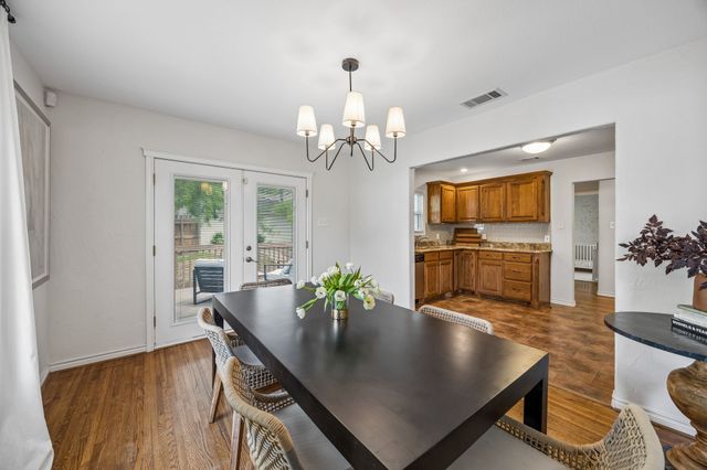 4636 Calmont Avenue, Fort Worth, TX 76107