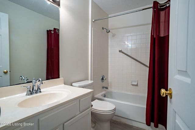 321 Piatt Pl 104, Louisville, KY 40223