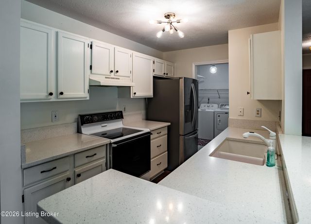 321 Piatt Pl 104, Louisville, KY 40223