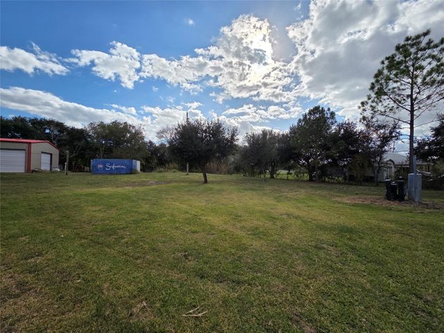 17011 Park Street, Alvin, TX 77511