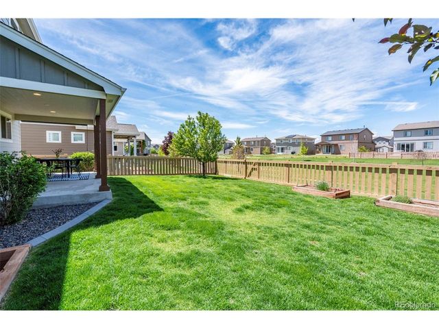 5411 Long Dr, Timnath, CO 80547