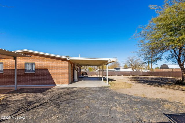 1941 S Cloverland Avenue, Tucson, AZ 85711