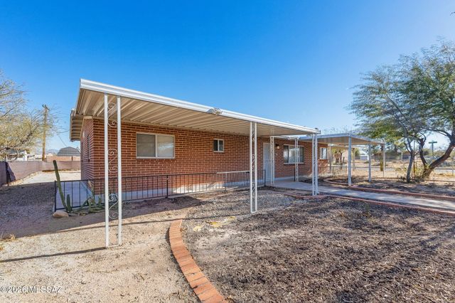1941 S Cloverland Avenue, Tucson, AZ 85711