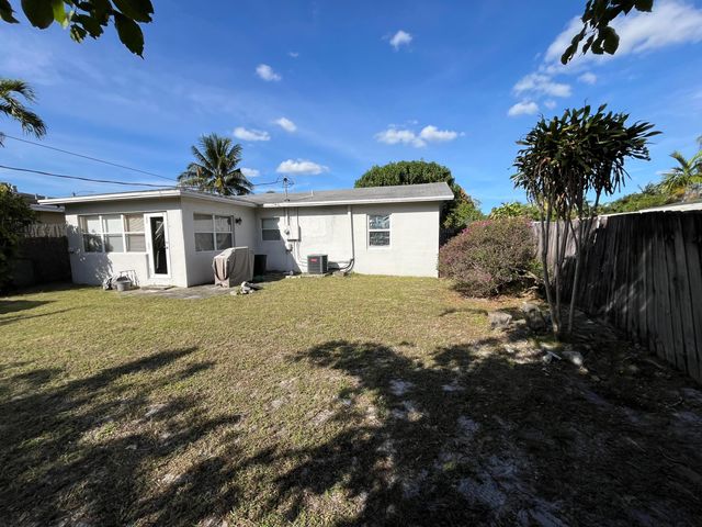 396 NW 46th Court, Fort Lauderdale, FL 33309