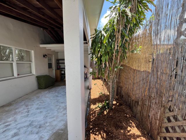 396 NW 46th Court, Fort Lauderdale, FL 33309
