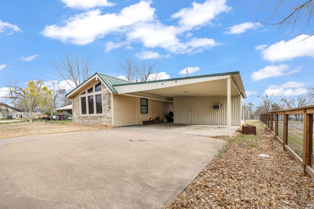505 Alexander Road, Stephenville, TX 76401