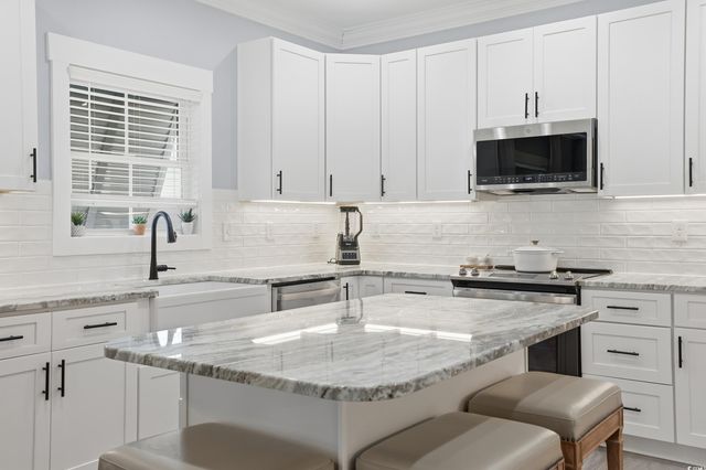 316 Cypress Ave., Murrells Inlet, SC 29576