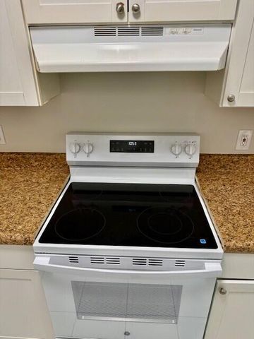 2303 S Federal Highway 5, Boynton Beach, FL 33435