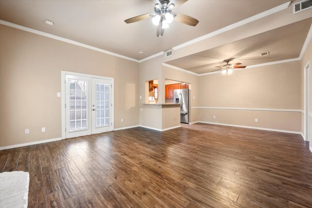 2312 Perkins Road, Arlington, TX 76016