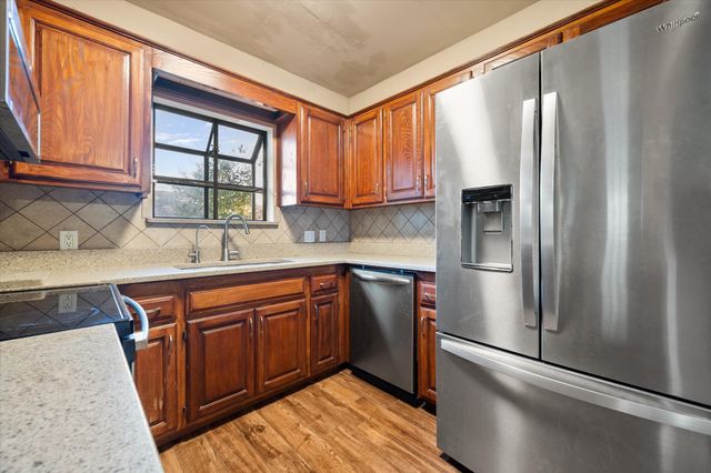 2312 Perkins Road, Arlington, TX 76016