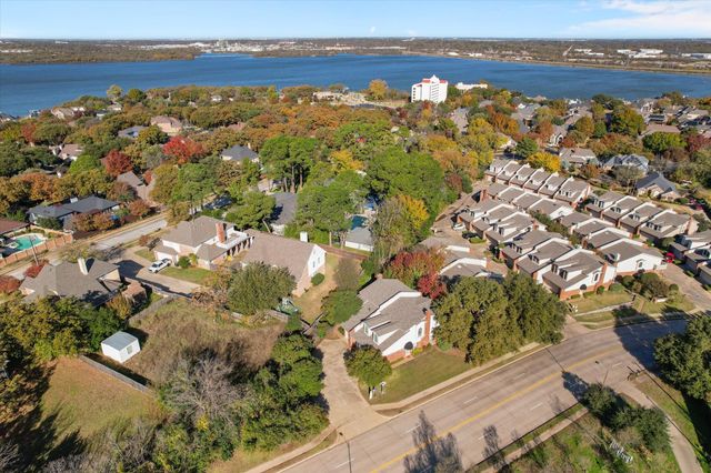 2312 Perkins Road, Arlington, TX 76016