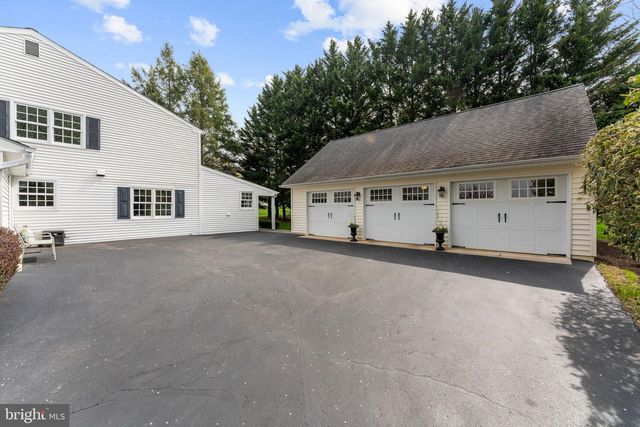 558 BEALE RD, Blue Bell, PA 19422