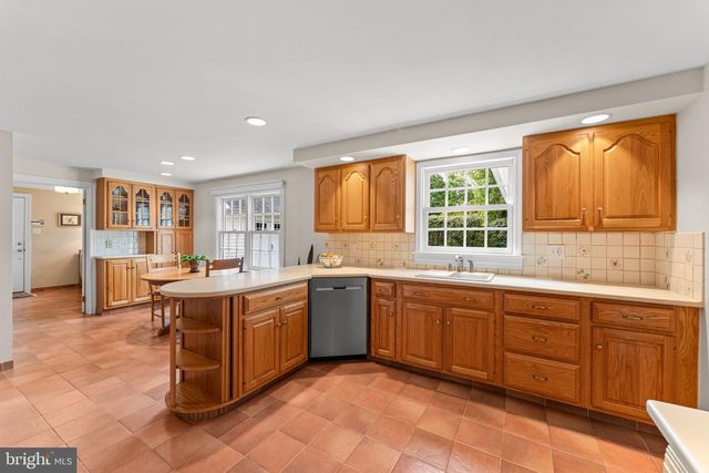 558 BEALE RD, Blue Bell, PA 19422
