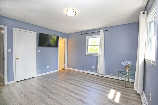 425 Scott Road, Waterbury, CT 06705