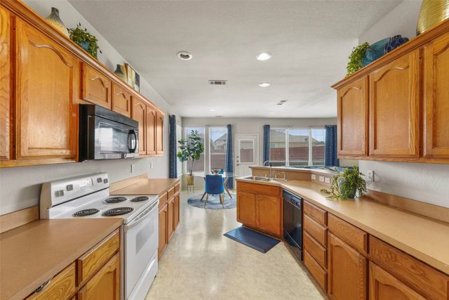 7420 Alverstone Drive, Fort Worth, TX 76120