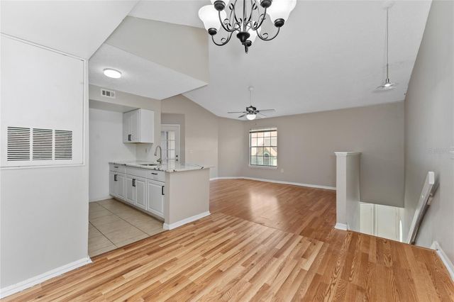 437 FOUNTAINHEAD CIRCLE 283, Kissimmee, FL 34741