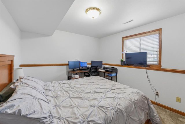 405 CROWFOOT AVENUE, Fond Du Lac, WI 54935