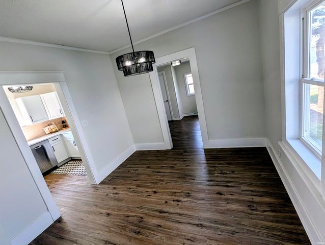 211 Cleveland Street, Mishawaka, IN 46544