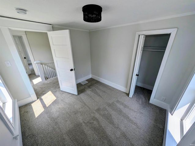 211 Cleveland Street, Mishawaka, IN 46544