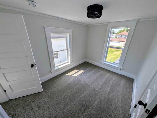 211 Cleveland Street, Mishawaka, IN 46544