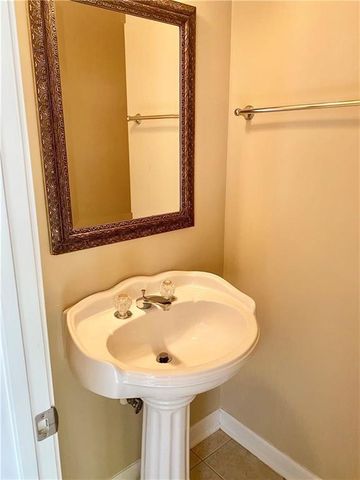 1214 Harris Commons Place, Roswell, GA 30076