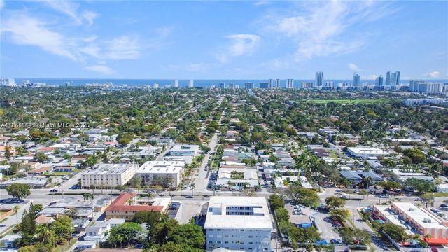 7521 Grant Ct, Hollywood, FL 33024