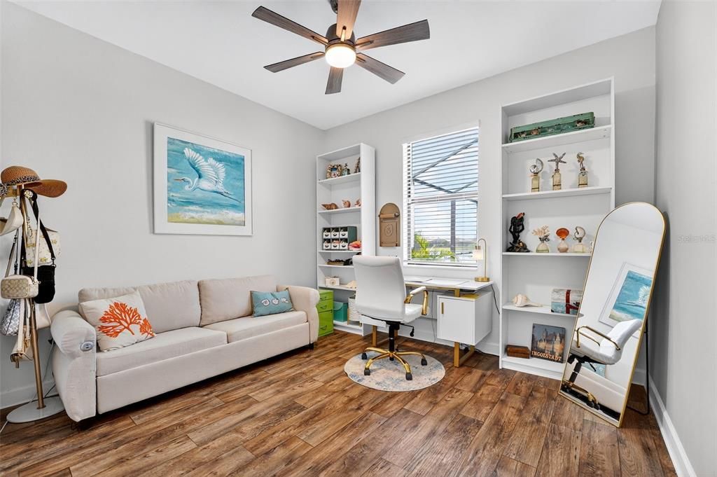 Image 15 of property listing at 15527 ISLANDWALK AVENUE, Bradenton, FL 34211