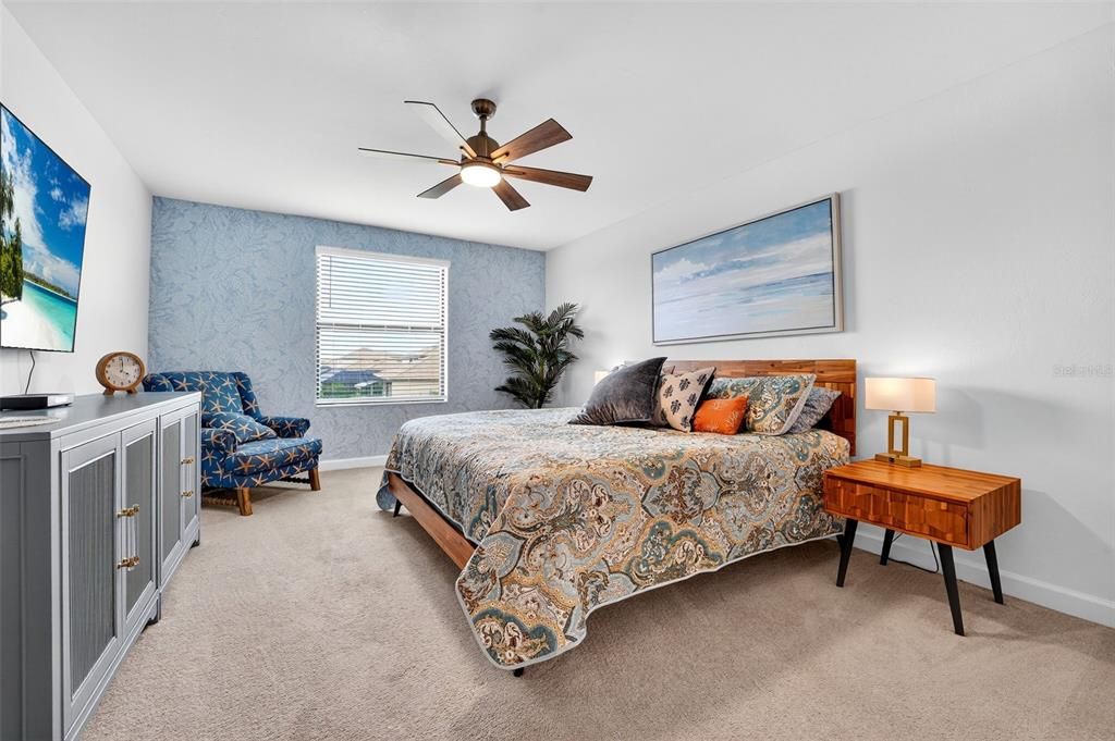 Image 21 of property listing at 15527 ISLANDWALK AVENUE, Bradenton, FL 34211