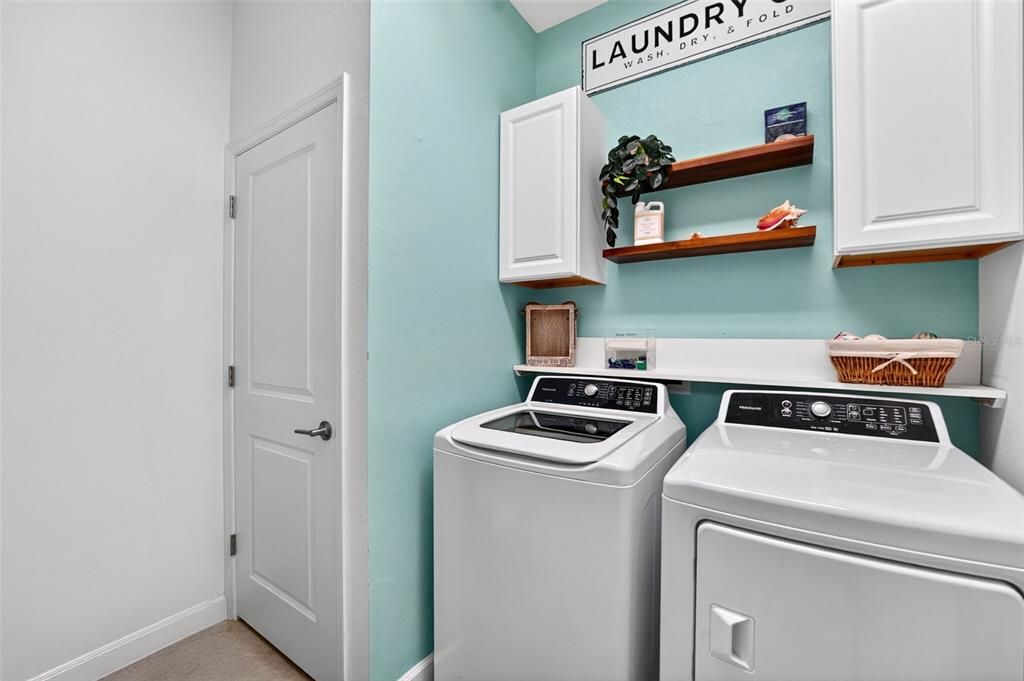 Image 25 of property listing at 15527 ISLANDWALK AVENUE, Bradenton, FL 34211