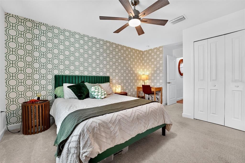 Image 5 of property listing at 15527 ISLANDWALK AVENUE, Bradenton, FL 34211