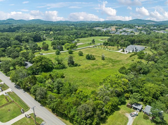 1181 Waller Rd, Brentwood, TN 37027