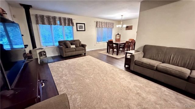 1801 N George St, Rome, NY 13440