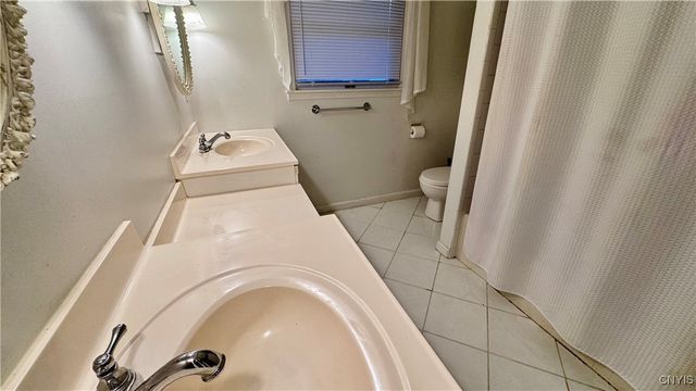 1801 N George St, Rome, NY 13440