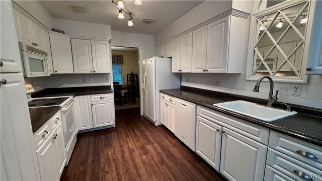 1801 N George St, Rome, NY 13440