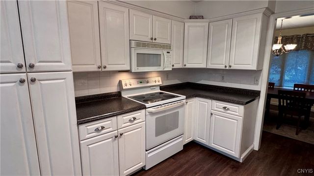 1801 N George St, Rome, NY 13440