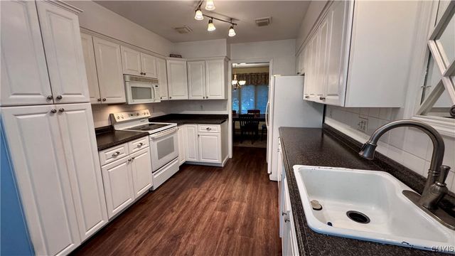 1801 N George St, Rome, NY 13440