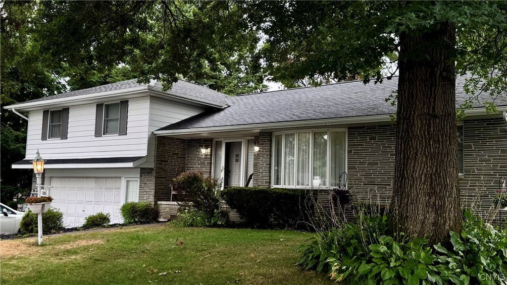 1801 N George St, Rome, NY 13440