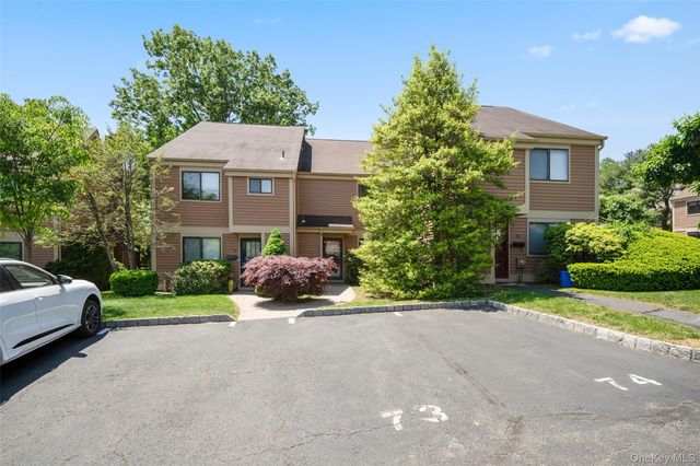 73 Greenway Lane, Rye Brook, NY 10573