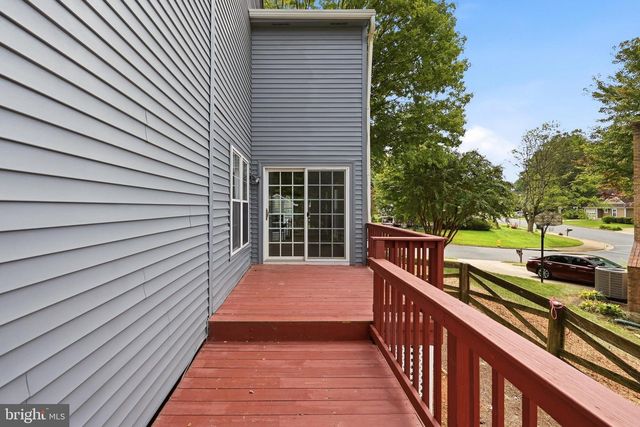 15045 HOLLEYSIDE DR, Dumfries, VA 22025
