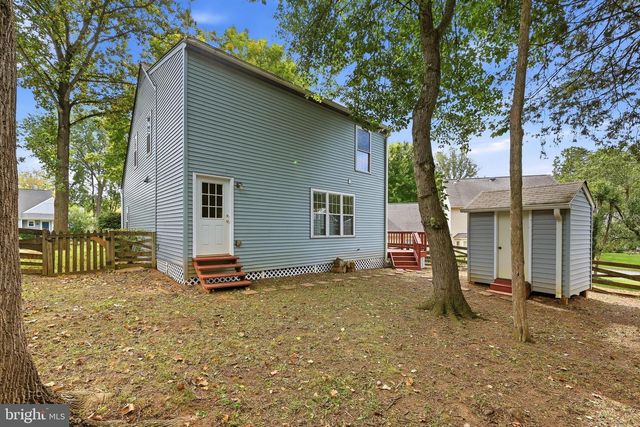 15045 HOLLEYSIDE DR, Dumfries, VA 22025
