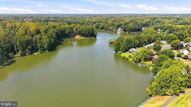 15045 HOLLEYSIDE DR, Dumfries, VA 22025